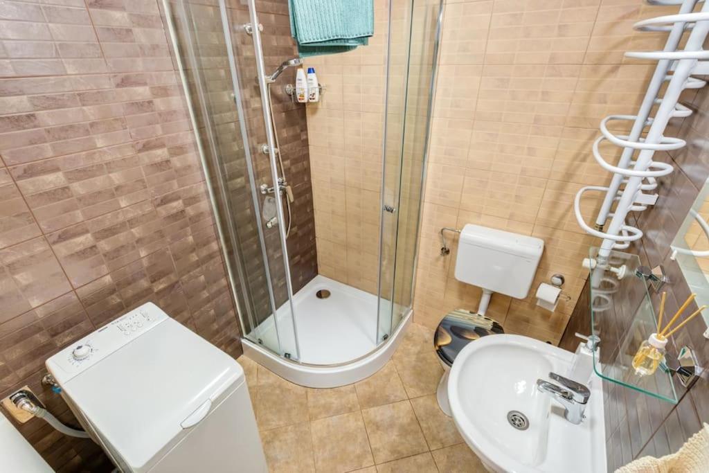 Bohemian Breeze Apartment Budapest